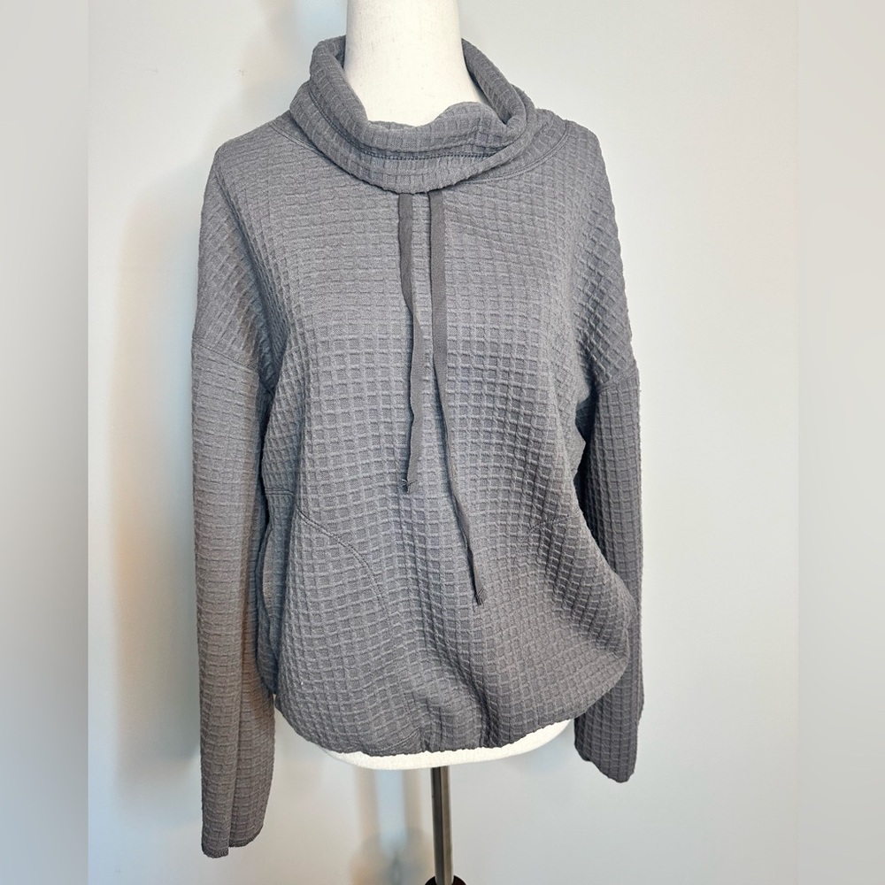 NWT sz XS Max Studio pullover sweatshirt pockets grid material pattern pocket